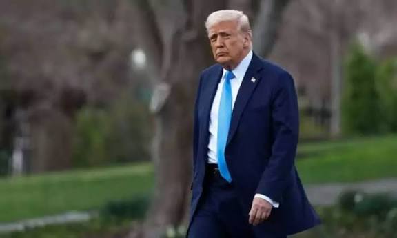 நைஜீரியாவில் ஐ.எஸ்.ஐ.எஸ். மீது அமெரிக்கா தாக்குதல்.. ‘பயங்கரவாதிகளுக்கு கிறிஸ்துமஸ் வாழ்த்துகள்’ - டிரம்ப் பதிவு