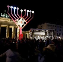 ஹனுக்கா கொண்டாடியவர்கள் மீது தாக்குதல்: ஐ.நா. கண்டனம்