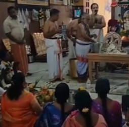 மாணவர்களுக்கான லக்ஷ்மி ஹயக்ரீவர் ஐம்பொன் சிலை பிரதிஷ்டை