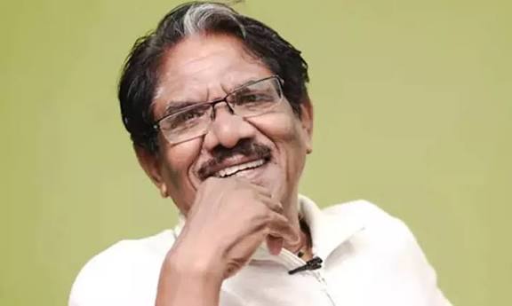 இயக்குனர் பாரதிராஜா மருத்துவமனையில் அனுமதி-3 வது நாளாக தொடர் சிகிச்சை