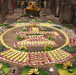 கடைசி கார்த்திகை சோம வாரத்தையொட்டி 1,008 சங்காபிஷேகம்