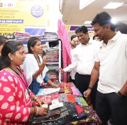 கிறிஸ்துமஸ் - ஆங்கில புத்தாண்டு - பொங்கல்’ சிறப்பு விற்பனைக் கண்காட்சி