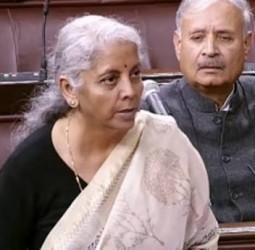 புகையிலை, பான் மசாலாவுக்கு புதிய வரி: மசோதா தாக்கல் செய்தார் நிர்மலா சீதாராமன்