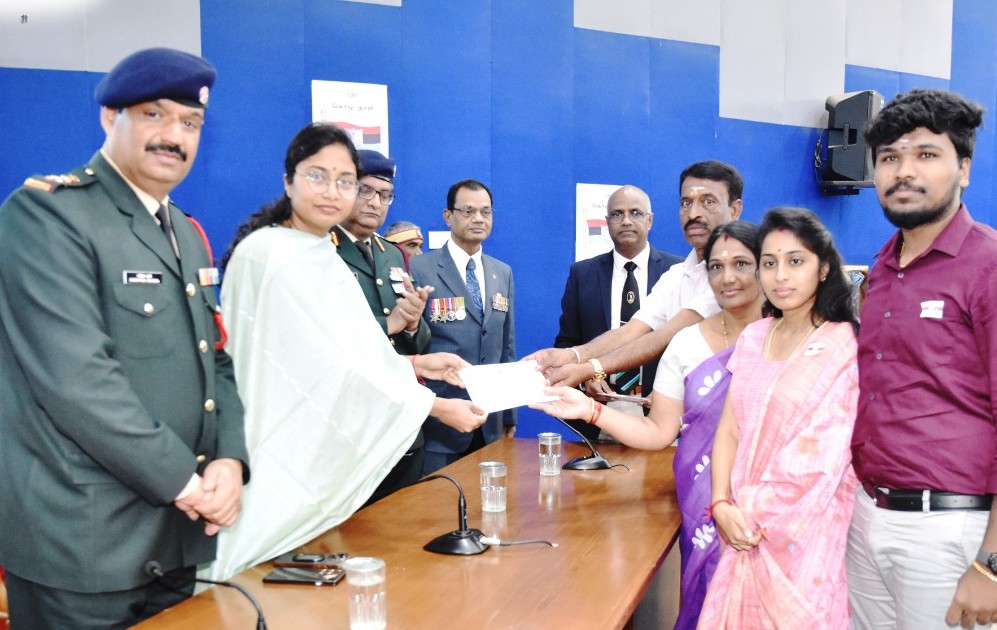 கொடி நாள் தினத்தை முன்னிட்டு, 26பயனாளிகளுக்கு ரூ.37லட்சம் மதிப்பிலான பல்வேறு நலத்திட்ட உதவி