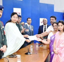 கொடி நாள் தினத்தை முன்னிட்டு, 26பயனாளிகளுக்கு ரூ.37லட்சம் மதிப்பிலான பல்வேறு நலத்திட்ட உதவி