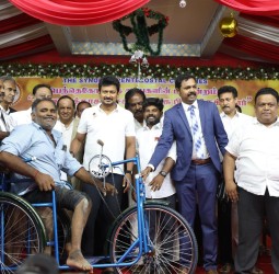 மதுரை மாநகரில் நேற்று முன்தினம்நடந்த கிறிஸ்துமஸ் பெருவிழா