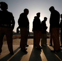 பாகிஸ்தானில் பேருந்தில் பயணம் செய்த 18 பேர் கடத்தல்!