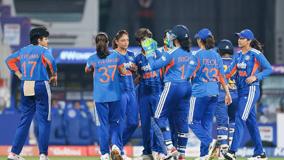 ஐசிசி டி20 தரவரிசையில் இந்திய வீராங்கனைகள் முன்னேற்றம்!
