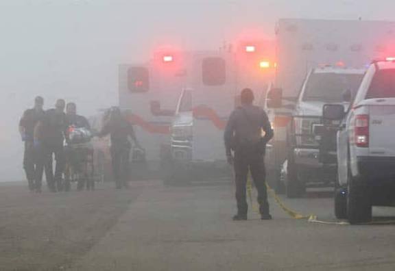 அமெரிக்காவில் சிறிய ரக விமானம் விழுந்து நொறுங்கியது: 5 பேர் பலி