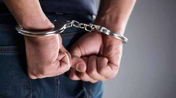 அமெரிக்காவில் சட்டவிரோதமாக தங்கியிருந்த 30 இந்தியர் கைது