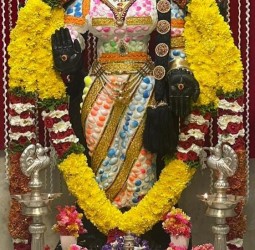 தனுர் மாதம் பூஜையில் நம் வாசவி......