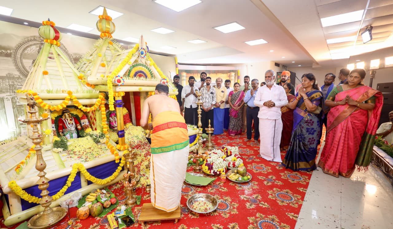 சென்னை மண்டல திருக்கோயில்கள் சார்பில் நடந்த ஐயப்பன் மலர் வழிபாடு நிகழ்ச்சி