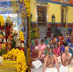 சௌந்தர்யபுரம் ஸ்ரீ ஆதிகேசவ பெருமாள் திருக்கோயில் மார்கழி மாத சிறப்பு வழிபாடு