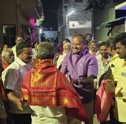 குப்பாண்டியூர் கிராமத்தில் மூத்த முன்னோடிகளுக்கு அருள்ராமதாஸ் எம்எல்ஏசால்வை அணிவித்து மரியாதை