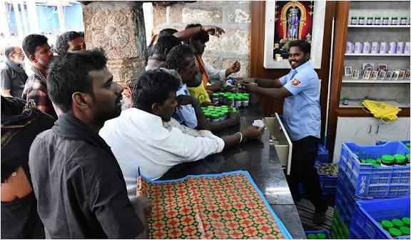 பழநி முருகன் கோயிலில் ஒரே நாளில் ரூ.75.53 லட்சத்துக்கு பஞ்சாமிர்தம் விற்பனையாகி சாதனை!