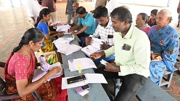 வாக்காளர் பட்டியலில் சேர்க்க 92,000 பேர் விண்ணப்பம்