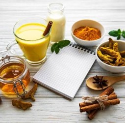 சளி, வறட்டு இருமலால் அவதியா..? நிவாரணம் அளிக்கும் அதிமதுர மிளகுப்பால்