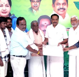 பல்லடத்தில் நேற்று நடந்த 'வெல்லும் தமிழ் பெண்கள்'