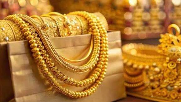 ஒரு லட்சத்தை நெருங்கும் தங்கம் விலை; ஒரே நாளில் சவரனுக்கு ரூ.1,600 உயர்ந்து புதிய உச்சம்