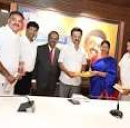 தமிழ்நாட்டின் வளர்ச்சியை கருத்தில் கொண்டு தேர்தல் அறிக்கை தயார் செய்யப்படும் - கனிமொழி எம்.பி