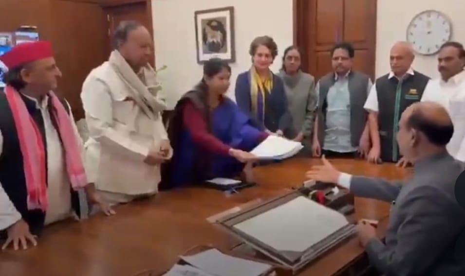 சென்னை உயர் நீதிமன்ற நீதிபதி ஜி.ஆர்.சுவாமிநாதனை பதவி நீக்கம் செய்யக் கோரி மனு