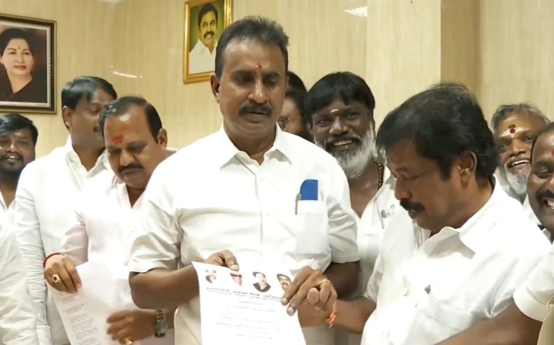 தொண்டாமுத்தூர் சட்டமன்றத் தொகுதியில் மீண்டும் போட்டியிடுவதற்கான விருப்ப மனு