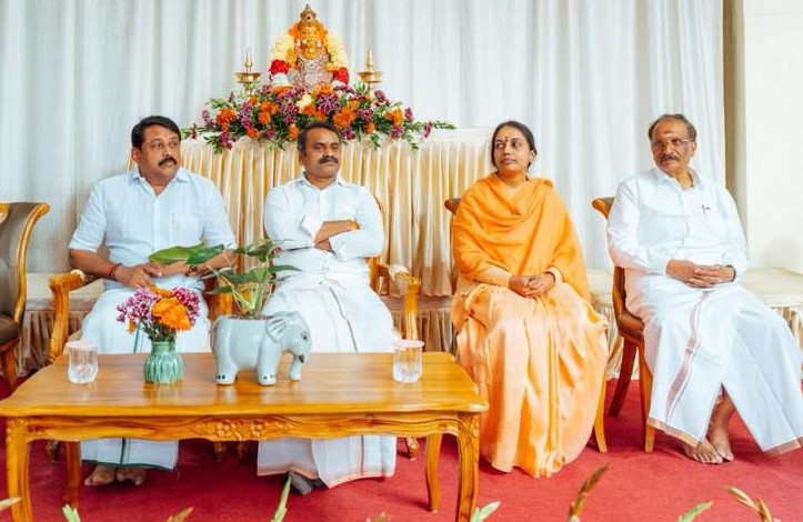 மகளிர் புற்றுநோய் பரிசோதனைக்கான மொபைல் கிளினிக்