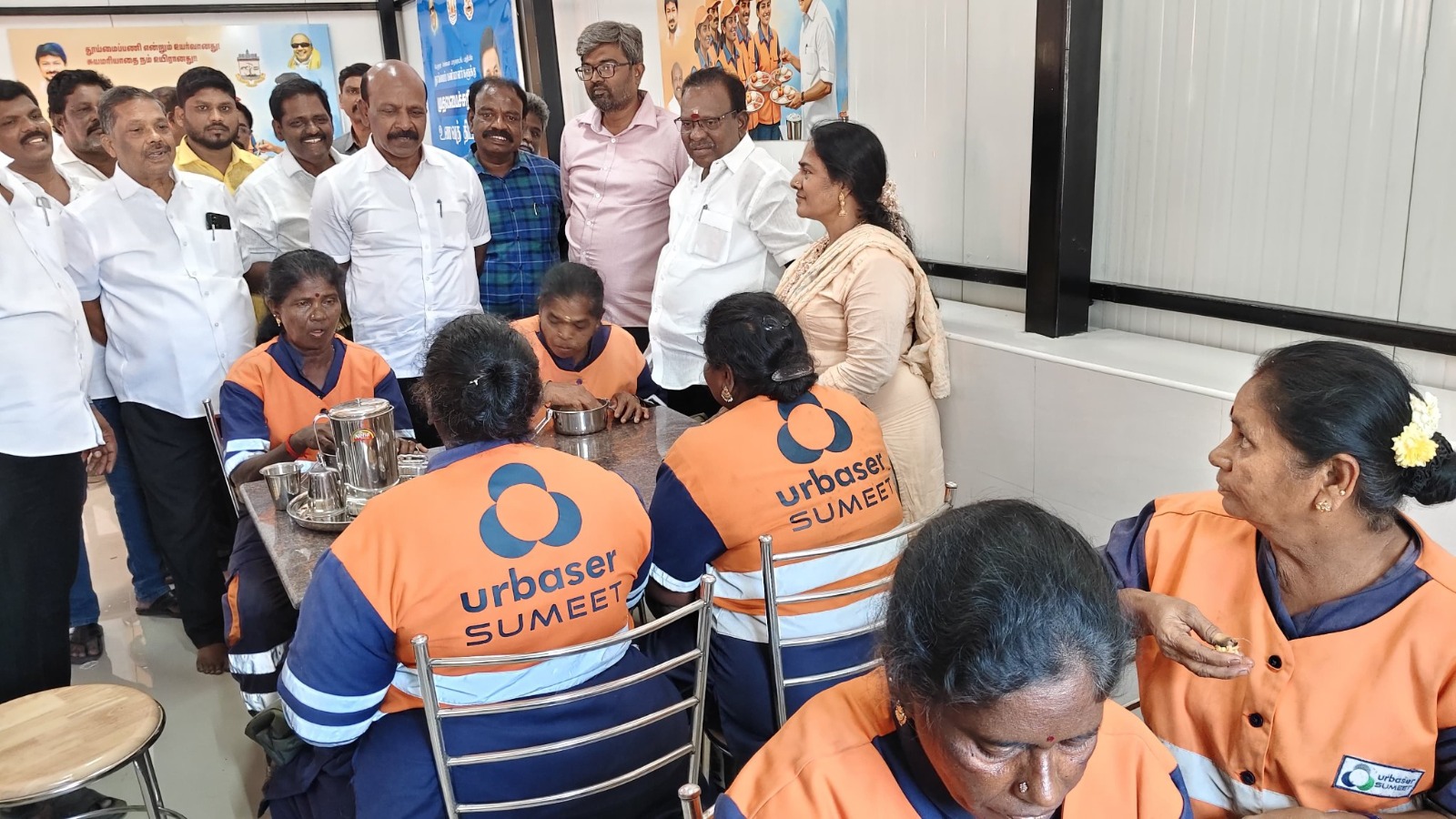 முதலமைச்சரின் உணவு திட்ட”பயன்பாட்டு அறை