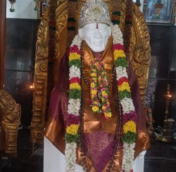 ஸ்ரீசத்குரு சாய்பாபா தியான ஆலயத்தில் வியாழக்கிழமை சிறப்பு ஆரத்தி மற்றும் அலங்காரம்....