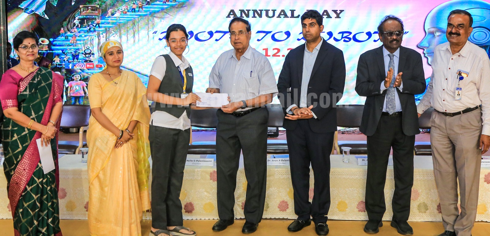 கோவை என்ஜிபி கலை, அறிவியல் கல்லூரியில் என்ஜிபி பள்ளியின் ஆண்டு விழா