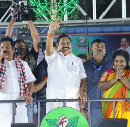 பழனிசாமி பங்கேற்ற கூட்டத்தில் பாஜக நிர்வாகி தமிழிசை