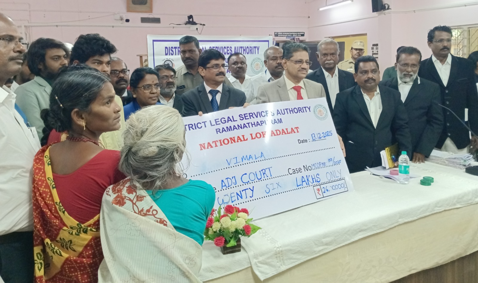 தேசிய அளவிலான மக்கள் நீதிமன்றத்தை உயர் நீதிமன்ற நீதிபதி சுரேஷ்குமார் தொடங்கி வைத்தார்