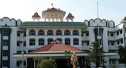 மரண தண்டனைக்கு எதிராக வழக்கு - உச்ச நீதிமன்றத்தை அணுக ஐகோர்ட் உத்தரவு