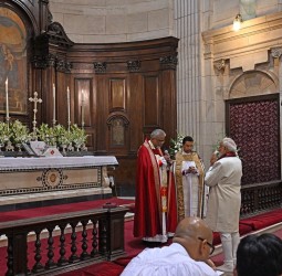 கதீட்ரல் தேவாலயத்தில் நேற்று நடந்த கிறிஸ்துமஸ் பிரார்த்தனை