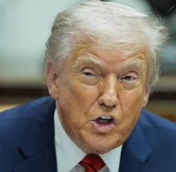 அமெரிக்க குடியுரிமை ரூ. 9 கோடி: டிரம்ப் விளக்கம்!