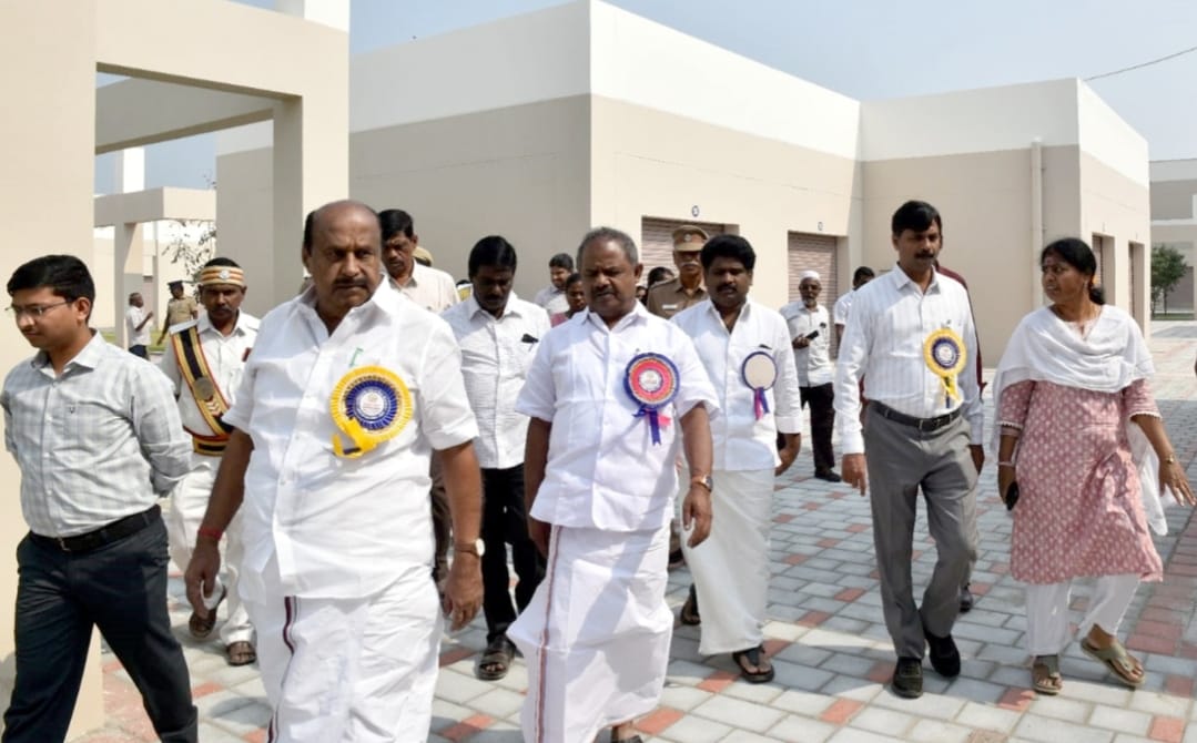 ஈரோடு சோலாரில் ரூ.74.90 கோடியில் அமைக்கப்பட்டு பயன்பாட்டுக்கு வந்துள்ள புதிய பேருந்து நிலையம்