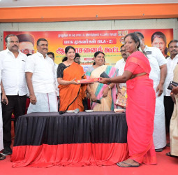 கனிமொழி எம்.பி. தேர்தல் பணிகள் குறித்து பேச்சு