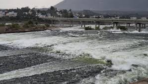 காவிரி ஆற்றில் ஒரு லட்சம் கன அடி தண்ணீர் திறக்க வாய்ப்பு: 11 மாவட்டங்களுக்கு வெள்ள அபாய எச்சரிக்கை