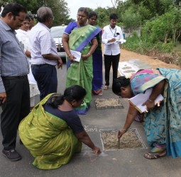 ரூ.67.59 லட்சம் மதிப்பில் அமைக்கப்பட்டுள்ள தார் சாலை ஆய்வு