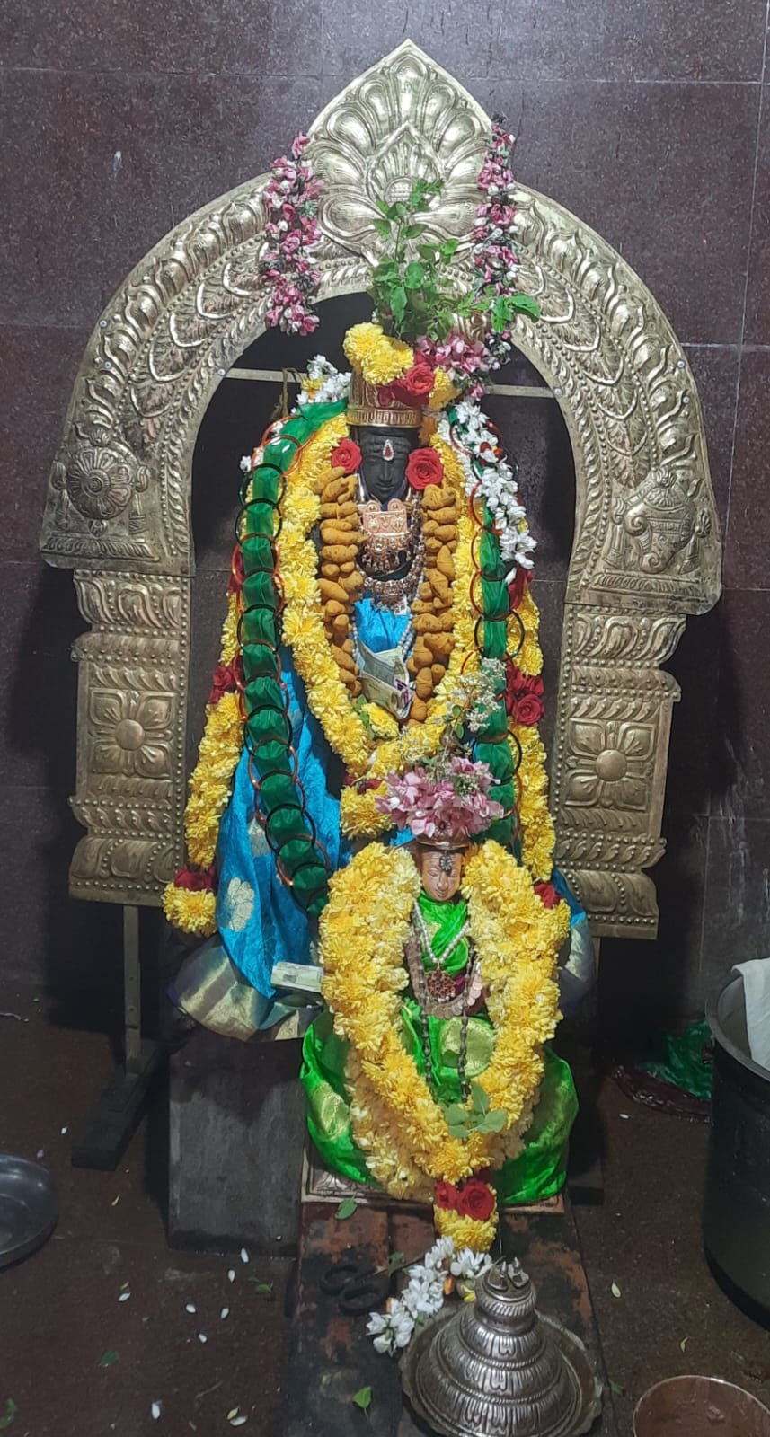 ஆடி வெள்ளி அபிஷேகம்