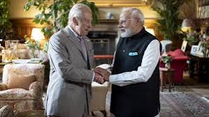 இங்கிலாந்து மன்னர் சார்லஸுக்கு மரக்கன்றை பரிசளித்த பிரதமர் மோடி: ‘தாயின் பெயரில் ஒரு மரம்’ இயக்கம்!
