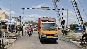 5 ஆண்டுகள் நன்றாக பணிபுரிந்த கேட் கீப்பர்களை இன்டர்லாக் செய்யப்படாத கேட்களில் பணியமர்த்த ரயில்வே அறிவுறுத்தல்