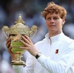 சின்னருக்கு முதல் முறையாக விம்பிள்டன் சாம்பியன் பட்டம் - அல்கராஸை வீழ்த்தி அபாரம்!