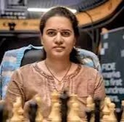 செஸ் உலக கோப்பையில் வரலாறு படைத்த இந்திய வீராங்கனை கோனேரு ஹம்பி.!