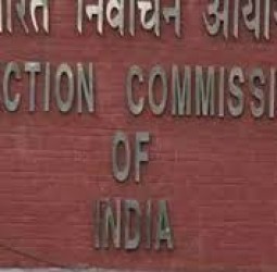 இறந்தவர்கள் பெயர், வாக்காளர் பட்டியலில் நீடிப்பதை அனுமதிக்க முடியாது- தேர்தல் கமிஷனர் திட்டவட்டம்