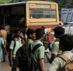 பள்ளி, கல்லூரிகளுக்கு அரசு பேருந்து சேவை: மாநகர போக்குவரத்து கழகம் ஆலோசனை