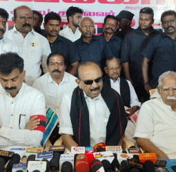 அதிமுக திராவிட இயக்கம் அல்ல: வைகோ