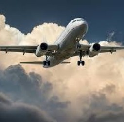 நடுவானில் மாயமான ரஷ்ய விமானம்: 5 குழந்தைகள் உட்பட 49 பேர் பலியா?