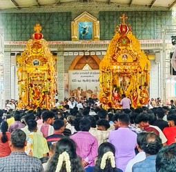 புனித சந்தியாகப்பர் ஆலயத் திருவிழா தேர் பவனி