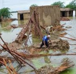 பாகிஸ்தான்: மழை தொடர்பான சம்பவங்களில் ஒரே நாளில் 6 பேர் பலி